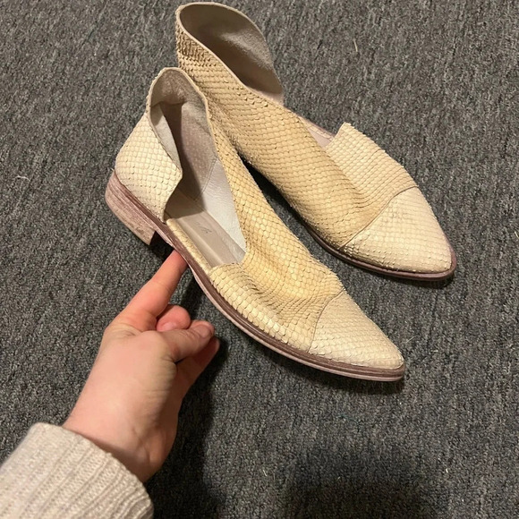 Free People Royale White Leather D'Orsay Pointed Toe Booties, 38 - Picture 3 of 6